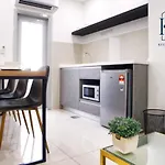 Keen Suites@Sutera Avenue