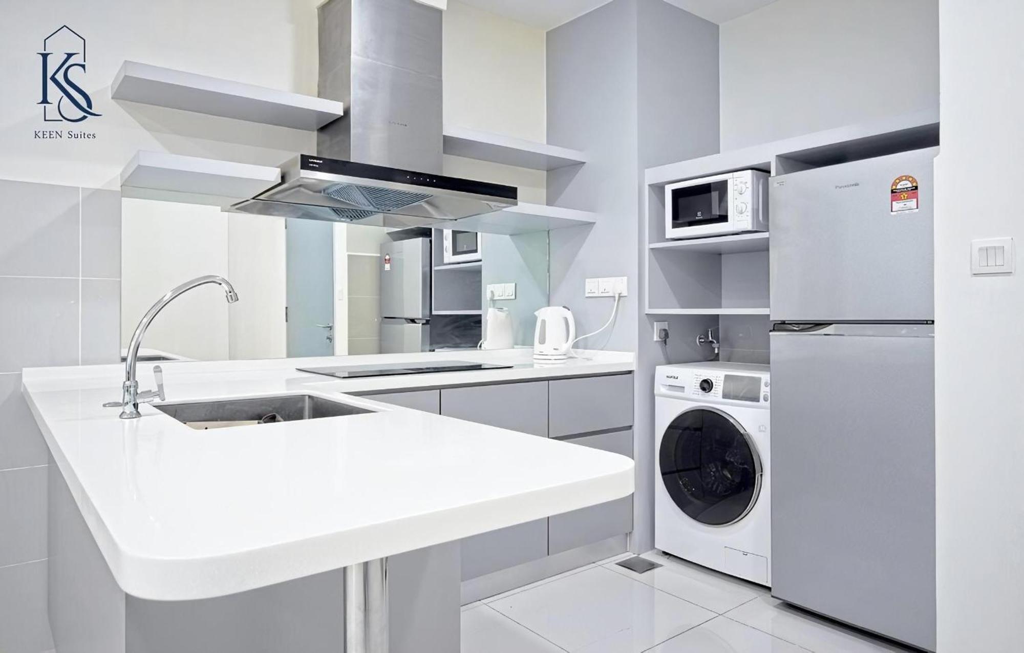 Keen Suites@sutera Avenue