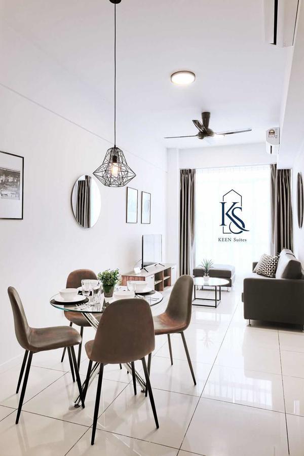 Keen Suites@sutera Avenue Apartment